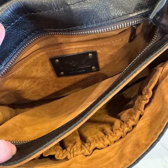 Patricia Nash Black Leather Crossbody Saddle Bag Adjustable Shoulder Strap - Picture 13 of 16